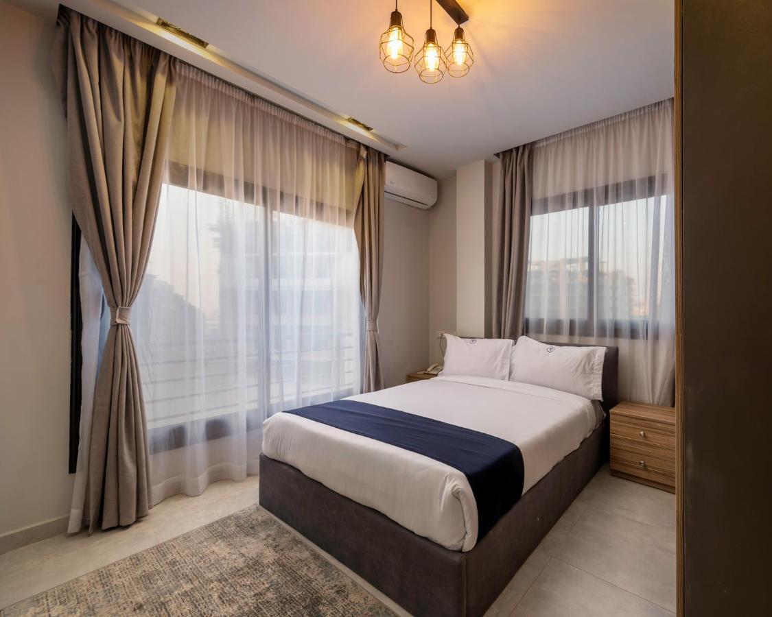 Travelholic Residence Golden Gates Cairo Exterior photo